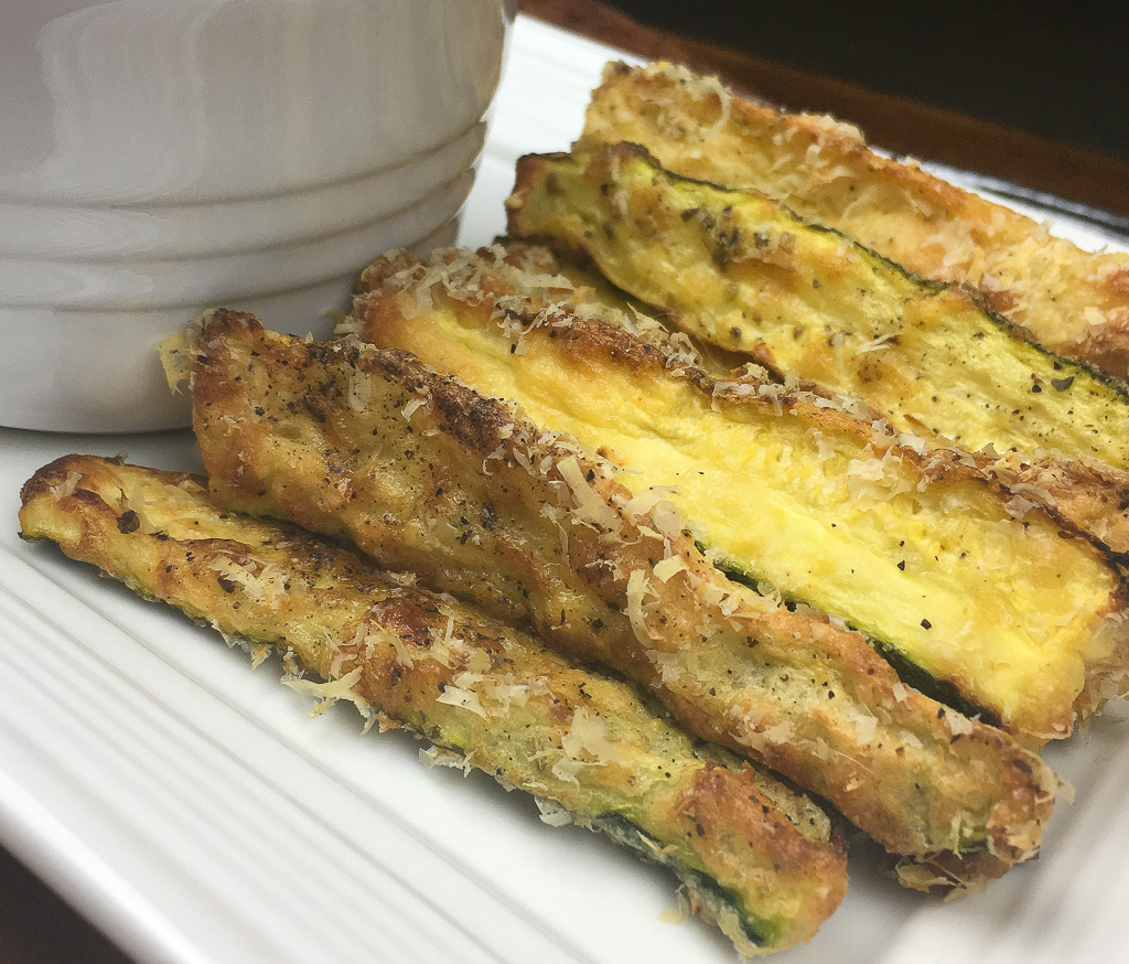 close up on zucchini fries